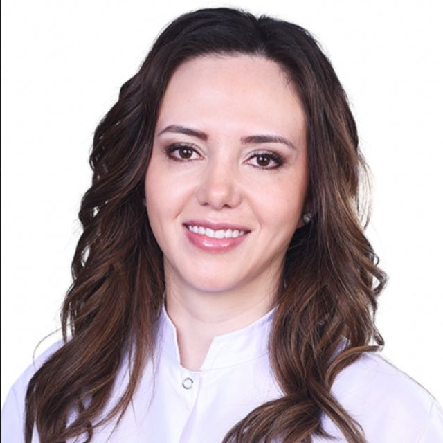 Dra. Sonia Revelo Saltos, Médica Dermatóloga en Buenos Aires
